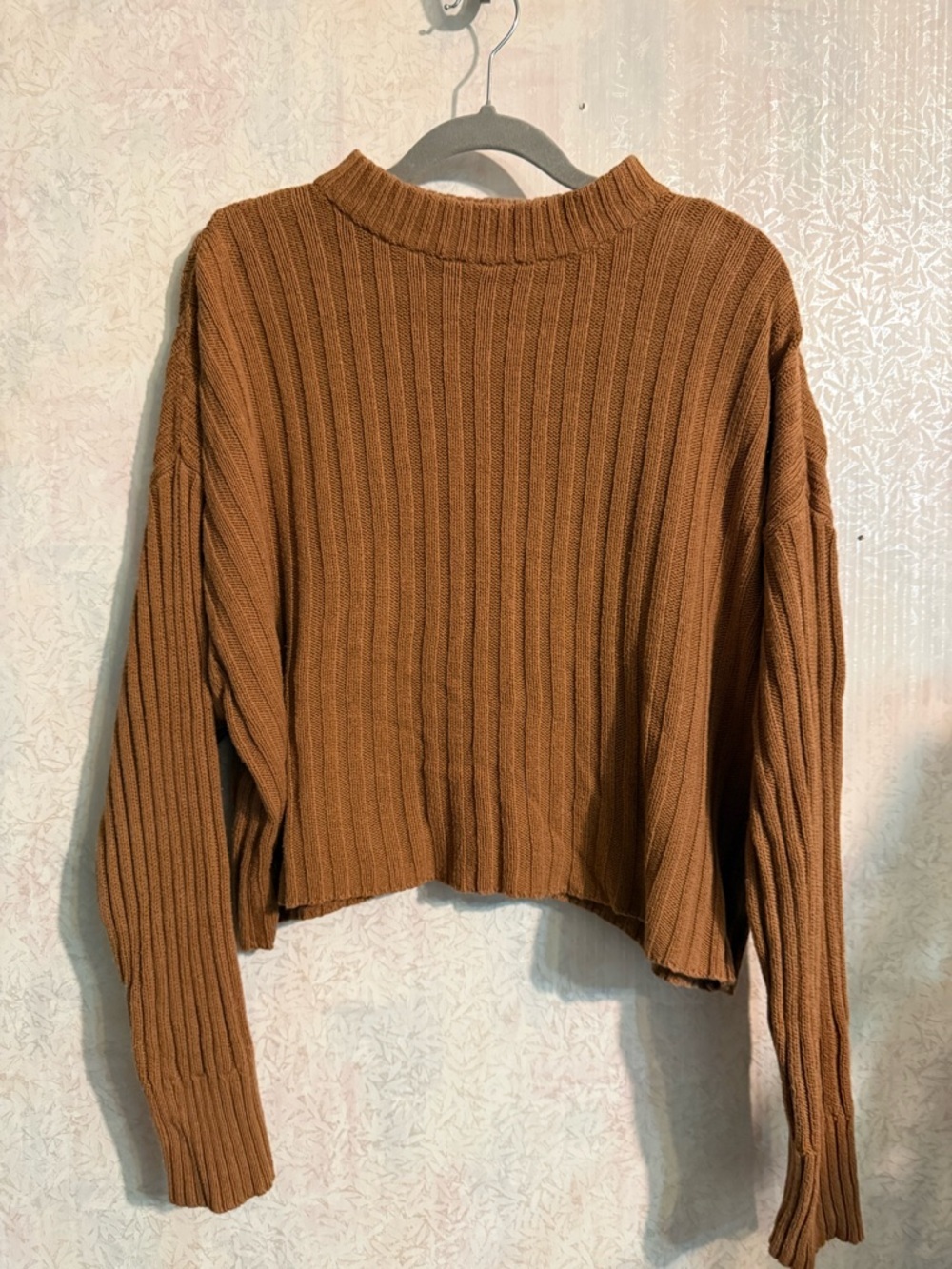 American Eagle Outfitters Ribbed Cropped Sweater Long Sleeved in Brown, Sz Med